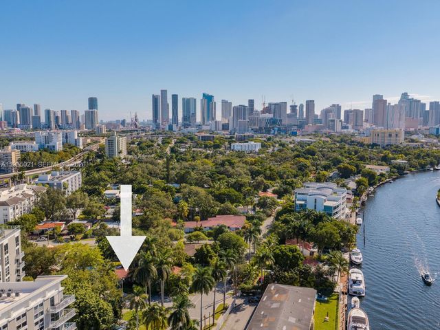 1009 NW 11th Ct, Miami, FL 33136