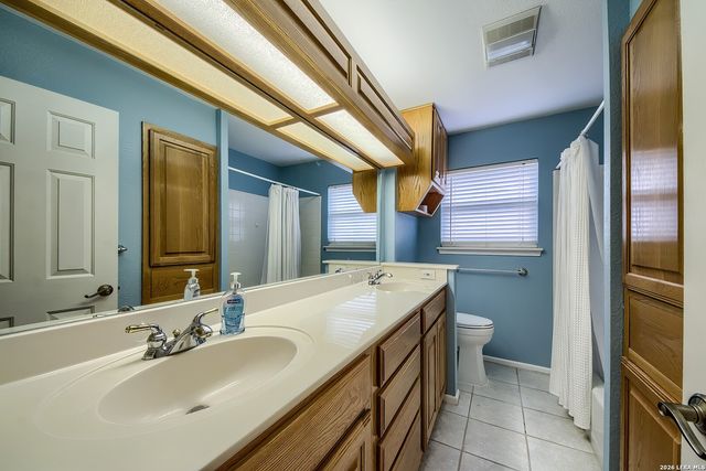 100 Patrick Henry, Schertz, TX 78154