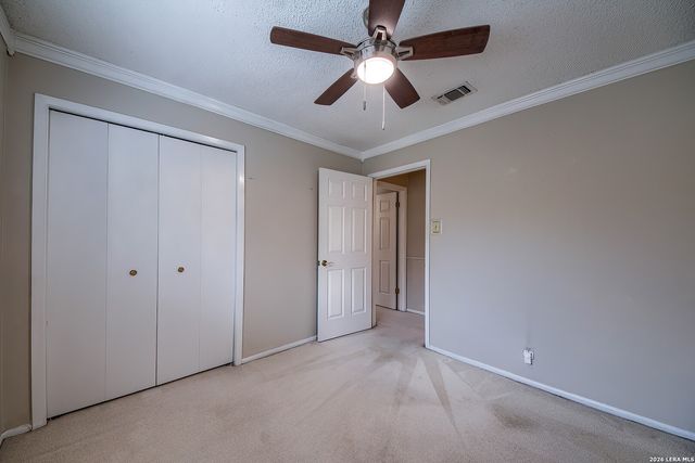 100 Patrick Henry, Schertz, TX 78154