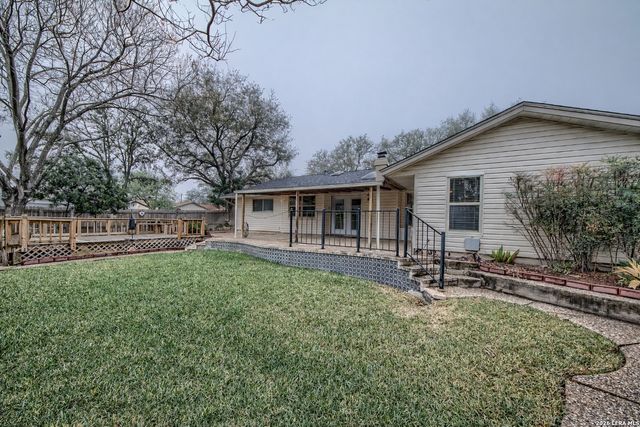 100 Patrick Henry, Schertz, TX 78154