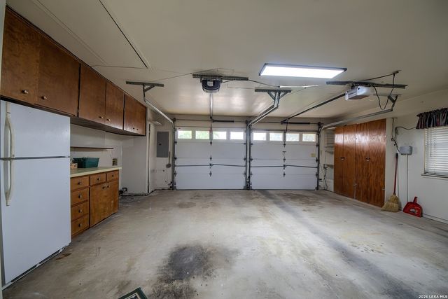 100 Patrick Henry, Schertz, TX 78154