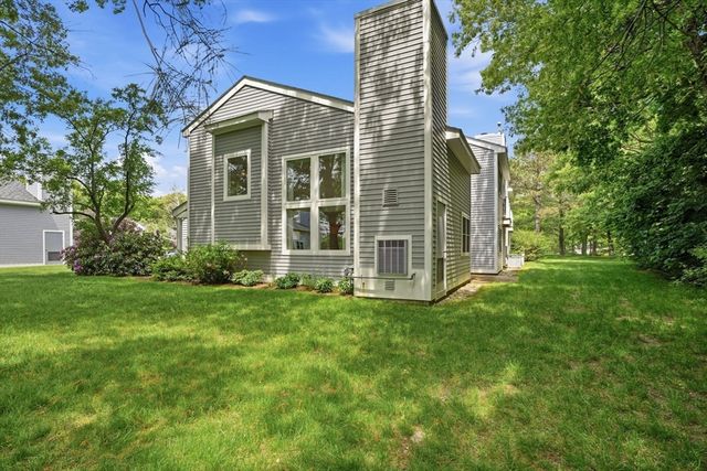 101 Tuckers Lane 101, Hingham, MA 02043