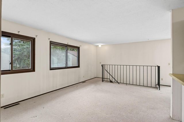 6133 72nd Lane N, Brooklyn Park, MN 55429