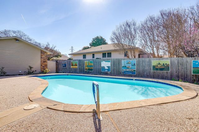 6304 Wakeland Court, Fort Worth, TX 76133