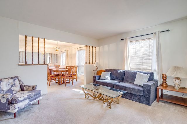 6304 Wakeland Court, Fort Worth, TX 76133