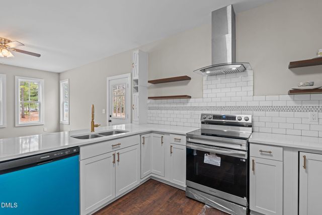 151 Creek Bend Drive, Vass, NC 28394