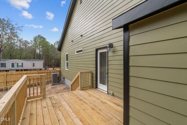 151 Creek Bend Drive, Vass, NC 28394