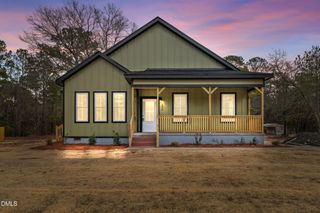 151 Creek Bend Drive, Vass, NC 28394