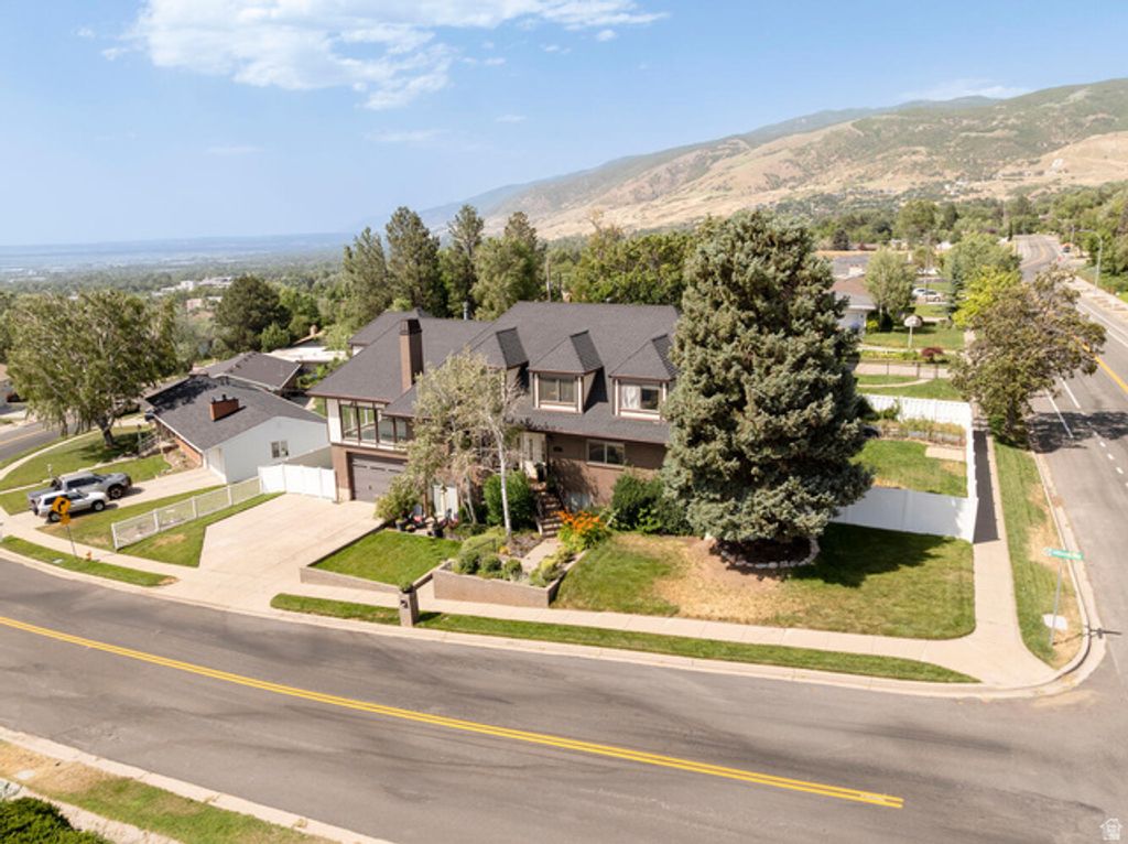 861 E MILLBROOK WAY, Bountiful, UT 84010