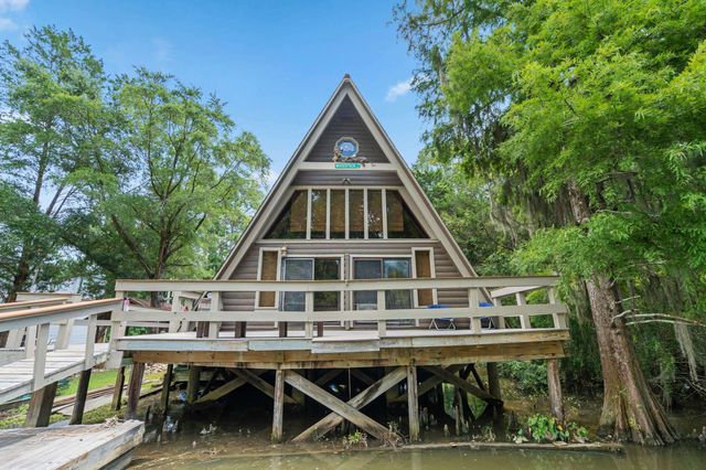 38 Hippy Haven Place, Pawleys Island, SC 29585