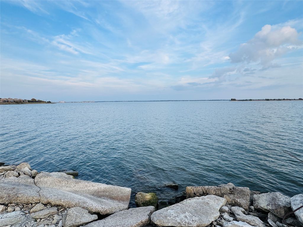 5612 Marina Drive 35, Garland, TX 75043