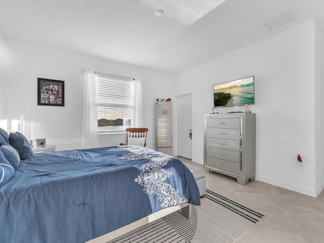 7973 Lakes Edge Lane, Port Charlotte, FL 33981