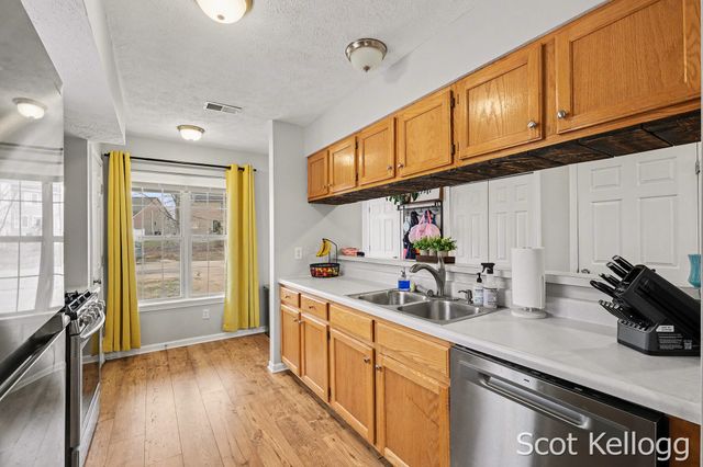 7016 S Cannon Place Drive 15, Cannon Twp, MI 49341