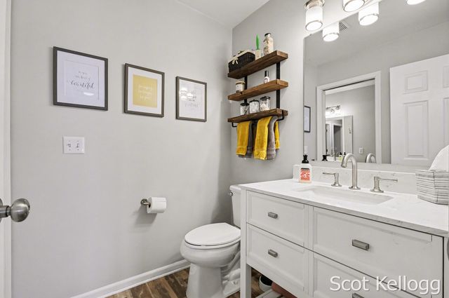 7016 S Cannon Place Drive 15, Cannon Twp, MI 49341