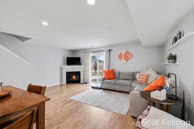 7016 S Cannon Place Drive 15, Cannon Twp, MI 49341