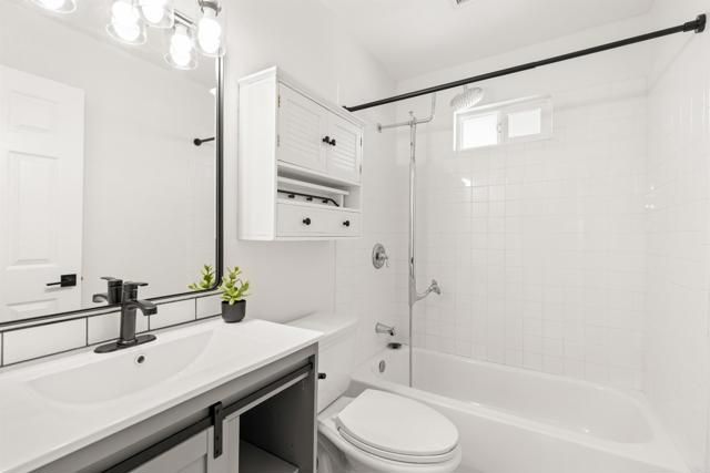 2026 Paddy Place, Escondido, CA 92027