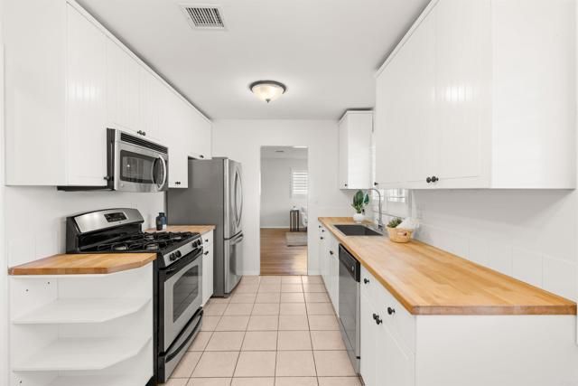 2026 Paddy Place, Escondido, CA 92027