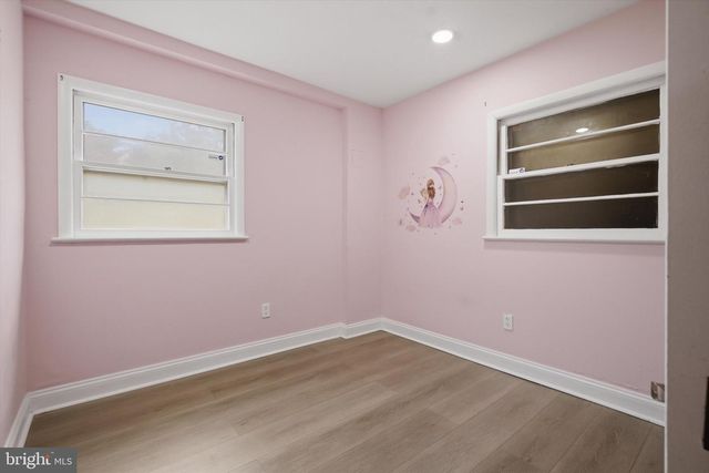 8802 STERLING, Hyattsville, MD 20785