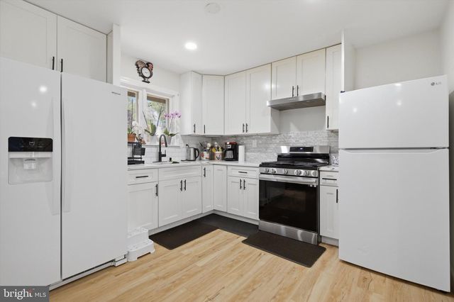 8802 STERLING, Hyattsville, MD 20785