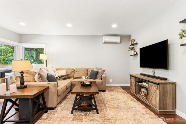 18925 276th Avenue SE, Issaquah, WA 98027