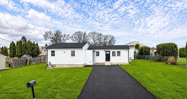 715 Newhall St, Fall River, MA 02721