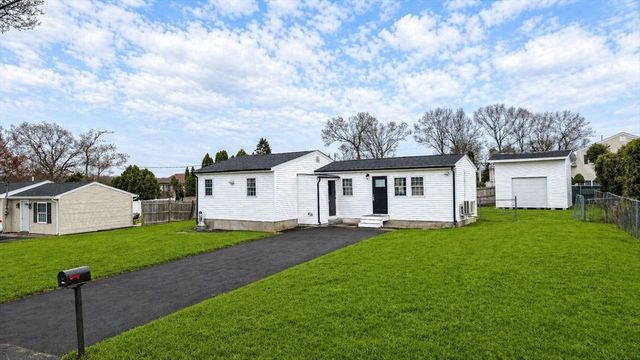 715 Newhall St, Fall River, MA 02721