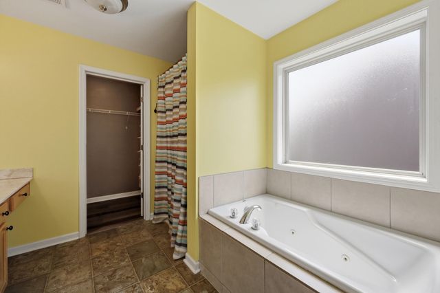 163 Santa Barbara Boulevard, Georgetown, KY 40324