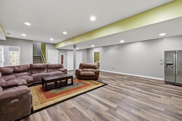 163 Santa Barbara Boulevard, Georgetown, KY 40324