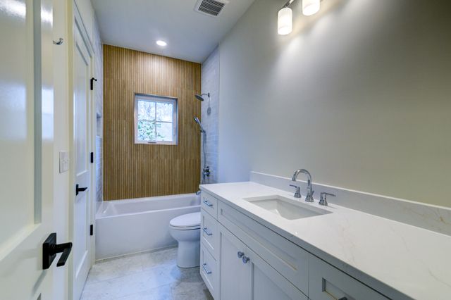 1628 John Fenwick Lane, Johns Island, SC 29455