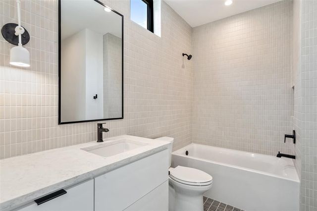 703 Fletcher ST, Austin, TX 78704