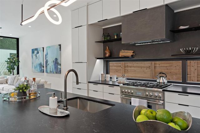 703 Fletcher ST, Austin, TX 78704