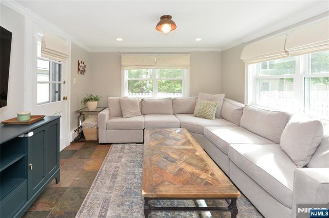 570 Shelton Road, Ridgewood, NJ 07450