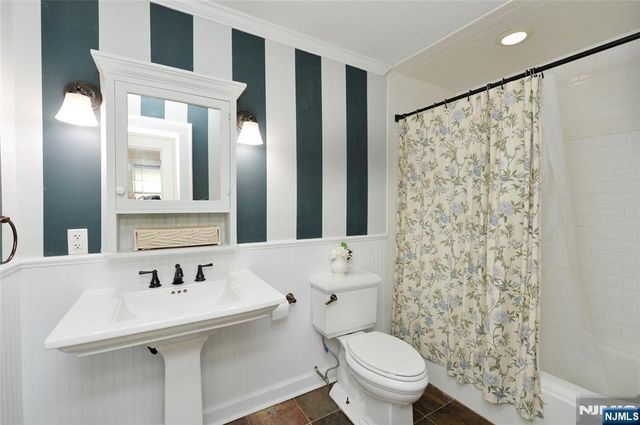 570 Shelton Road, Ridgewood, NJ 07450