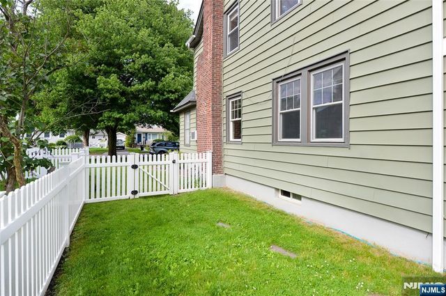 570 Shelton Road, Ridgewood, NJ 07450