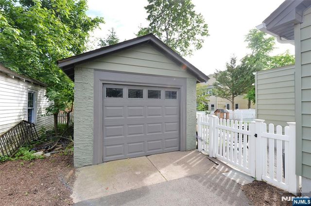 570 Shelton Road, Ridgewood, NJ 07450