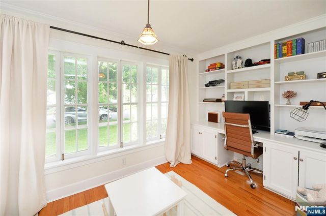 570 Shelton Road, Ridgewood, NJ 07450