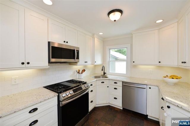 570 Shelton Road, Ridgewood, NJ 07450