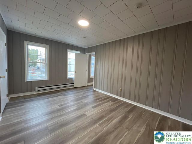 1222 Main Street 1, Northampton Boro, PA 18067