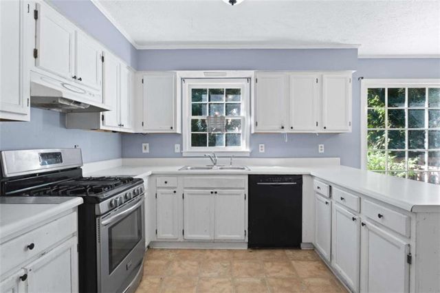 2575 Fairview Lane, Jonesboro, GA 30236