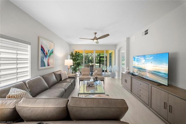8641 Piazza Del Lago CIR 101, Estero, FL 33928