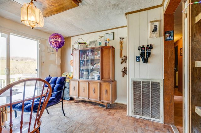 238 Eula Private Drive, Bristol, TN 37620