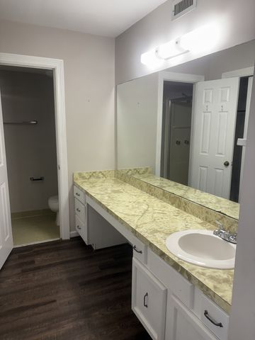 1280 Middle Tennessee Blvd Apt G1, Murfreesboro, TN 37130