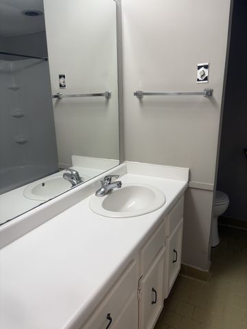 1280 Middle Tennessee Blvd Apt G1, Murfreesboro, TN 37130