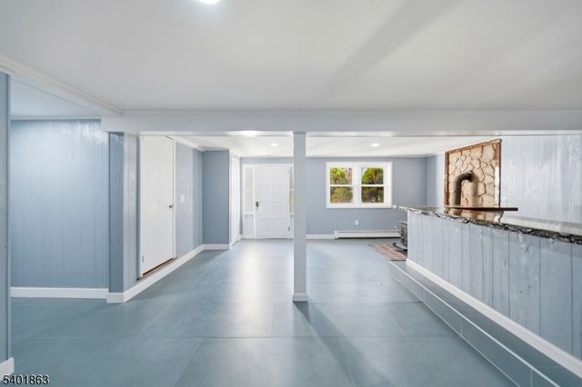 4 Rainbow Trl, Vernon Twp., NJ 07422