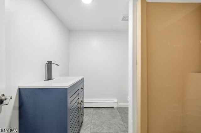 4 Rainbow Trl, Vernon Twp., NJ 07422