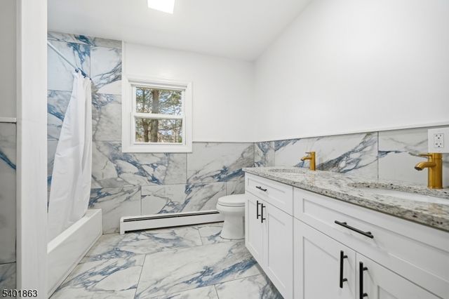 4 Rainbow Trl, Vernon Twp., NJ 07422