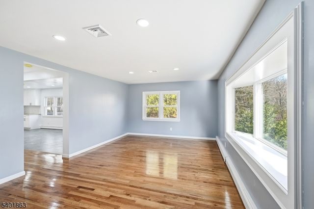 4 Rainbow Trl, Vernon Twp., NJ 07422