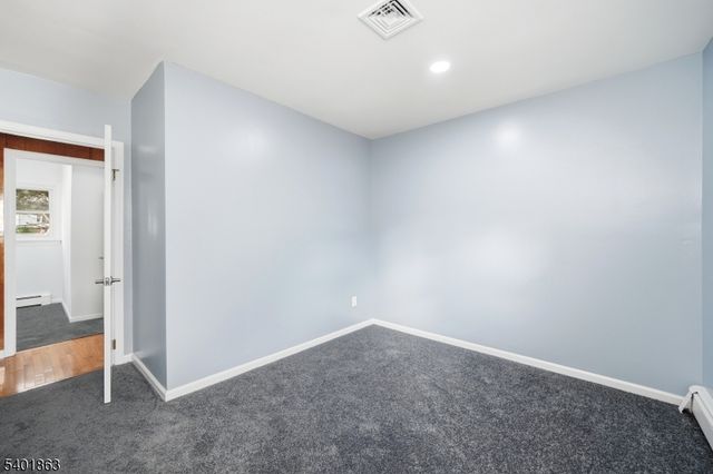 4 Rainbow Trl, Vernon Twp., NJ 07422