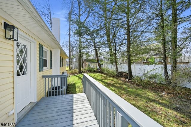 4 Rainbow Trl, Vernon Twp., NJ 07422