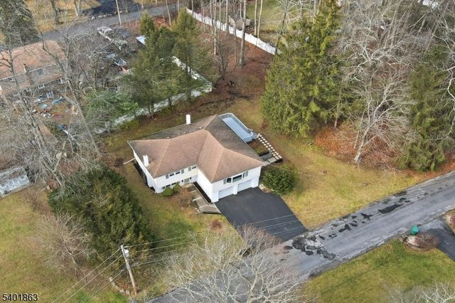 4 Rainbow Trl, Vernon Twp., NJ 07422